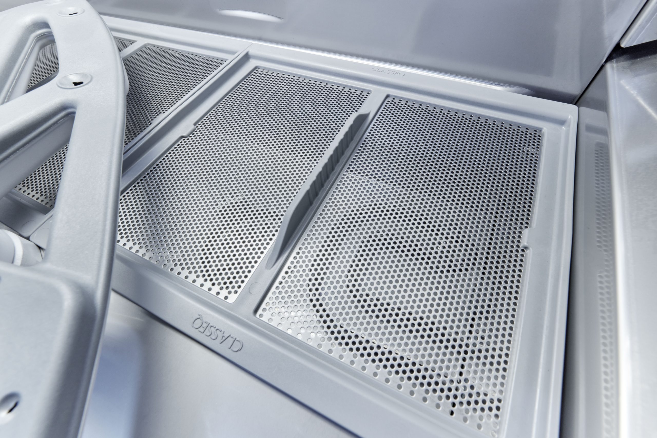 Classeq C500 internal showing primary filters