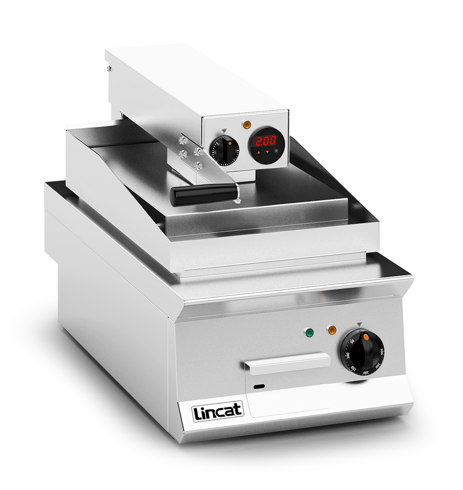 Lincat Opus 800 Electric Counter-top Clam Griddle - Ribbed Upper Plate - W 400 mm - 8.6 kW