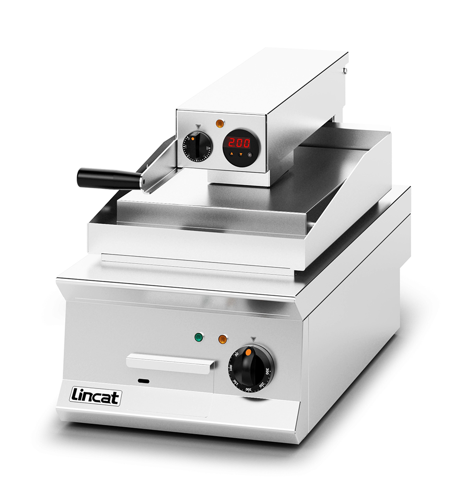 Lincat Opus 800 Electric Counter-top Clam Griddle - Ribbed Upper Plate - W 400 mm - 8.6 kW - Image 2